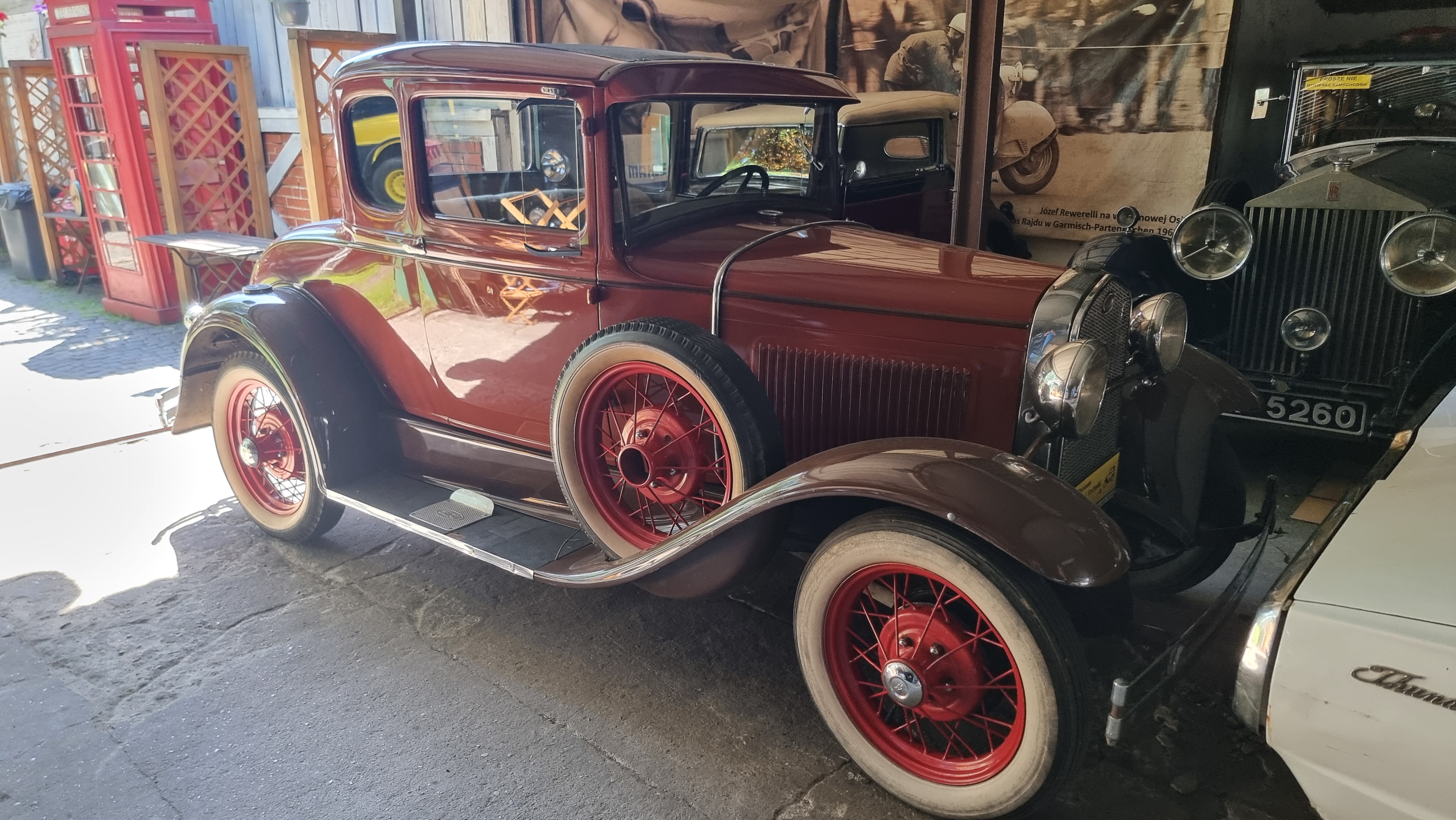 Muzeum Motoryzacji i Techniki w Otrębusach