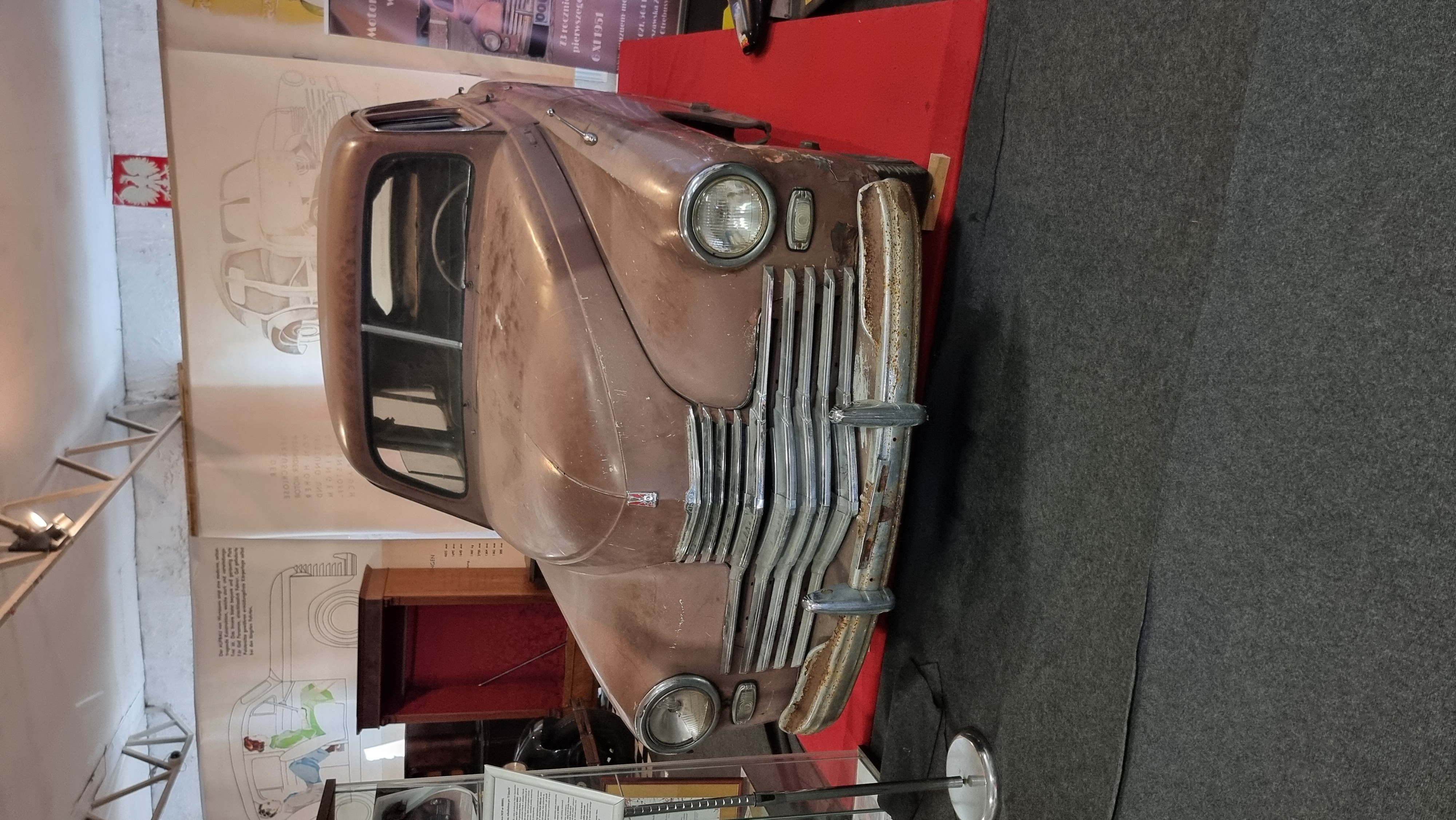 Muzeum Motoryzacji Otrębusy - Zdjęcie 6